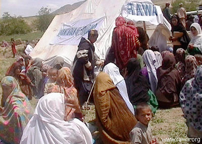 Earthquake victims in Nahrin