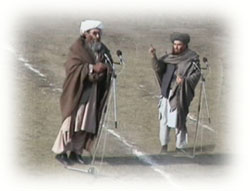 Prima di ogni esecuzione i talebani parlano dei vantaggi di queste esecuzioni. 
